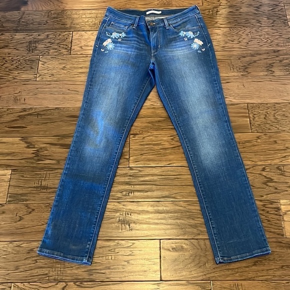 Levi’s Mid Rise Skinny Size 31 - Picture 1 of 16